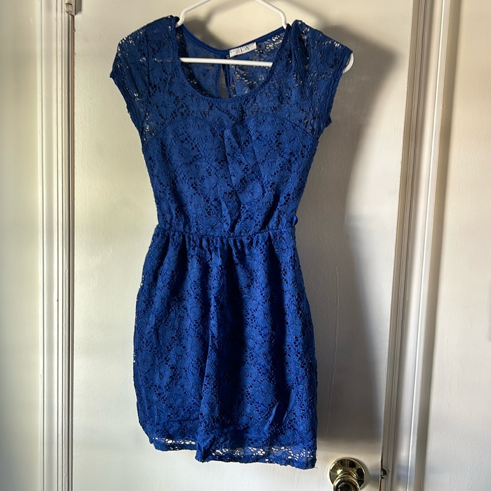 Delia’s lace dress